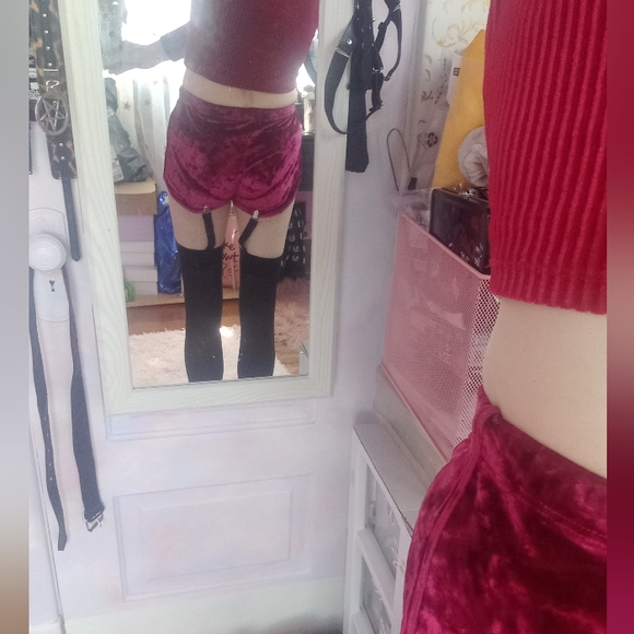 LAST 1! Dolls Kill X Leg Avenue black thigh Highs with garter clips attached! - Picture 4 of 16